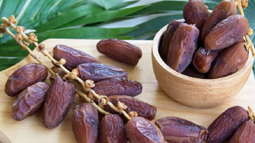 খেজুর খাওয়ার উপকারিতা | প্রতিদিন খেজুর খেলে শরীরে যে পরিবর্তন আসে