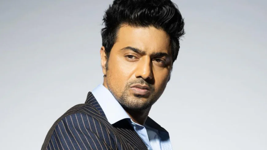 প্রিয় পোষ্য ‘লাকি’কে হারিয়ে শোকে অভিনেতা দেব