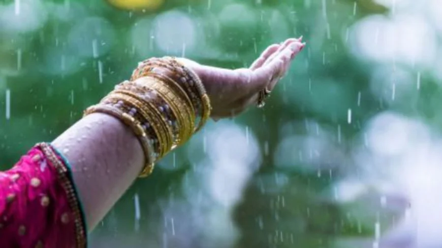 বৃষ্টি নিয়ে ক্যাপশন: মনের অনুভূতি প্রকাশের সেরা বাংলা ক্যাপশন